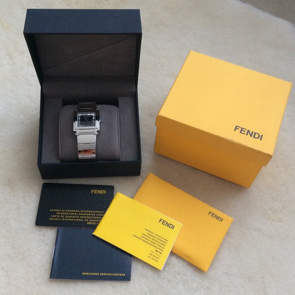 FENDI WATCH f607110 NEW SQUARE black face silver